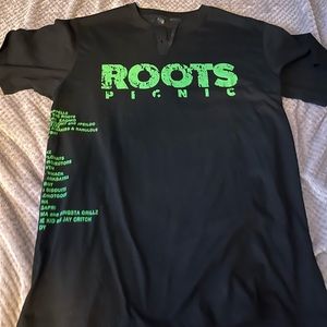 VLONE Roots Picnic Tee shirt